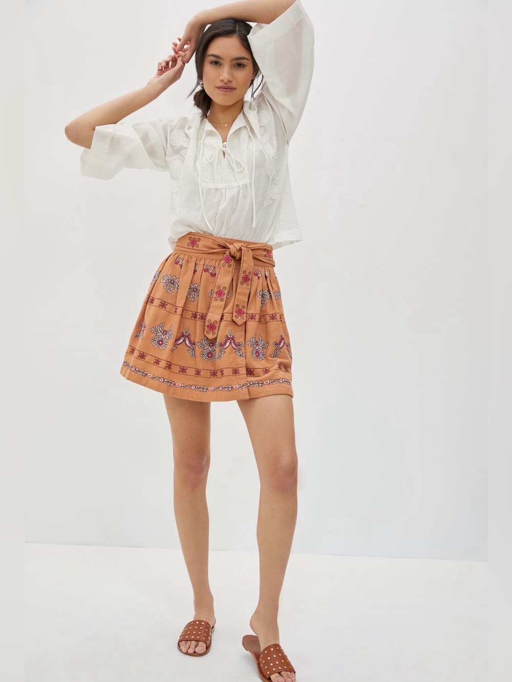 Anthropologie Meghan embroidered mini Skirt - Size 12